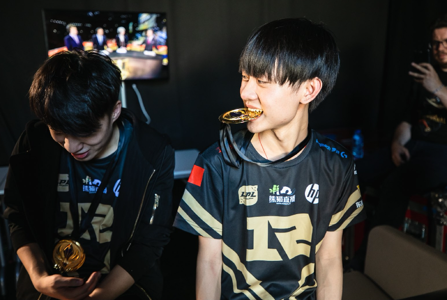 28娱乐-关于Ming回归赛场，回归赛场首场状态亮眼，热火观众沸腾！的信息