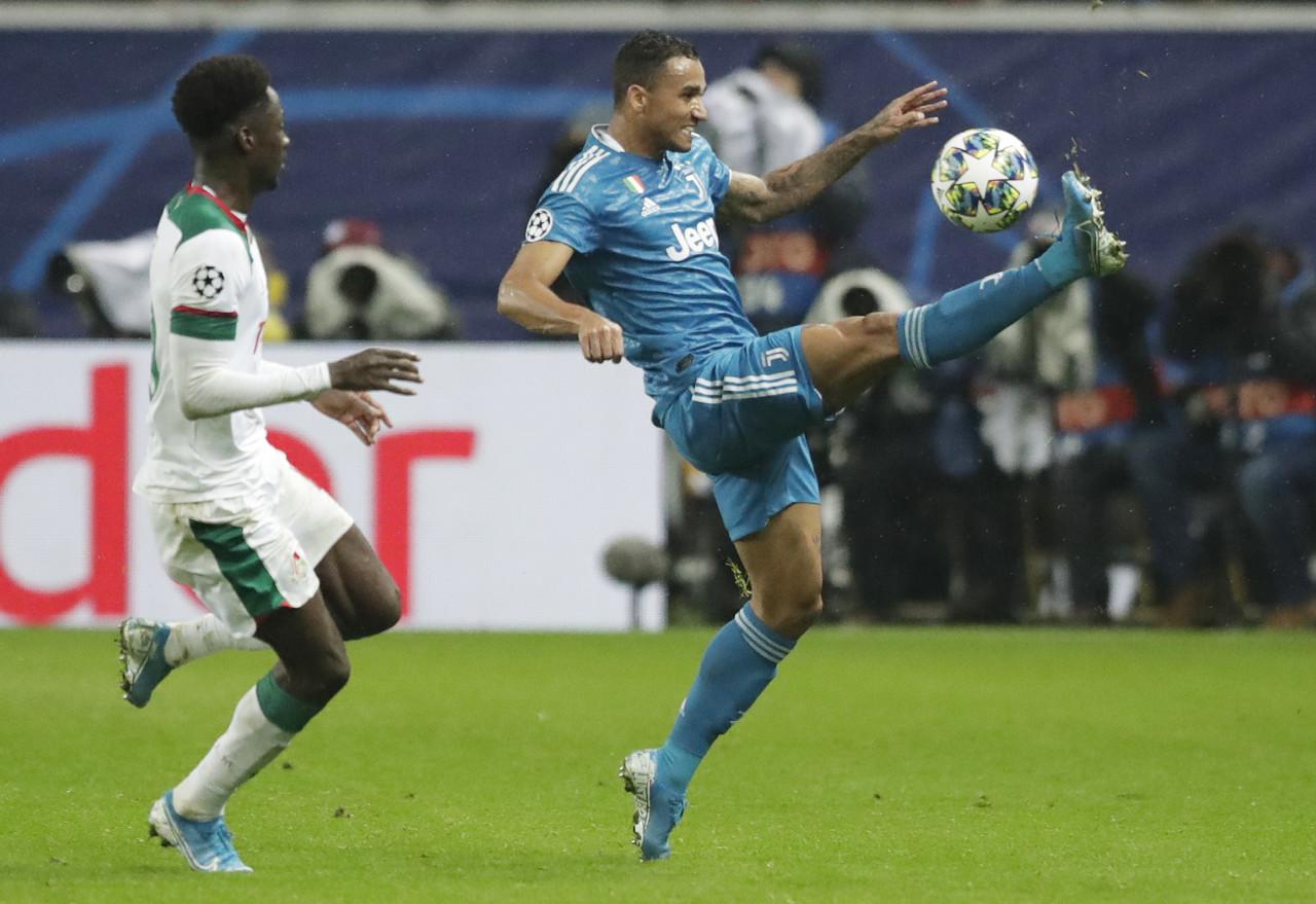 内马尔连续五场比赛得分超过突破纪录，老鹰挑战极限！的简单介绍